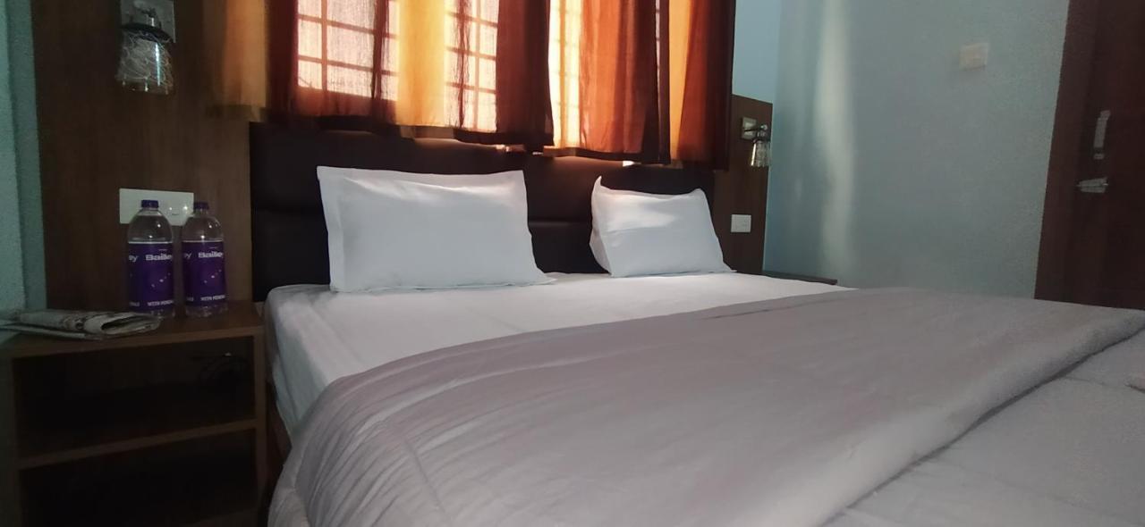 Hotel Comfort Inn Homestay デヘラードゥーン エクステリア 写真