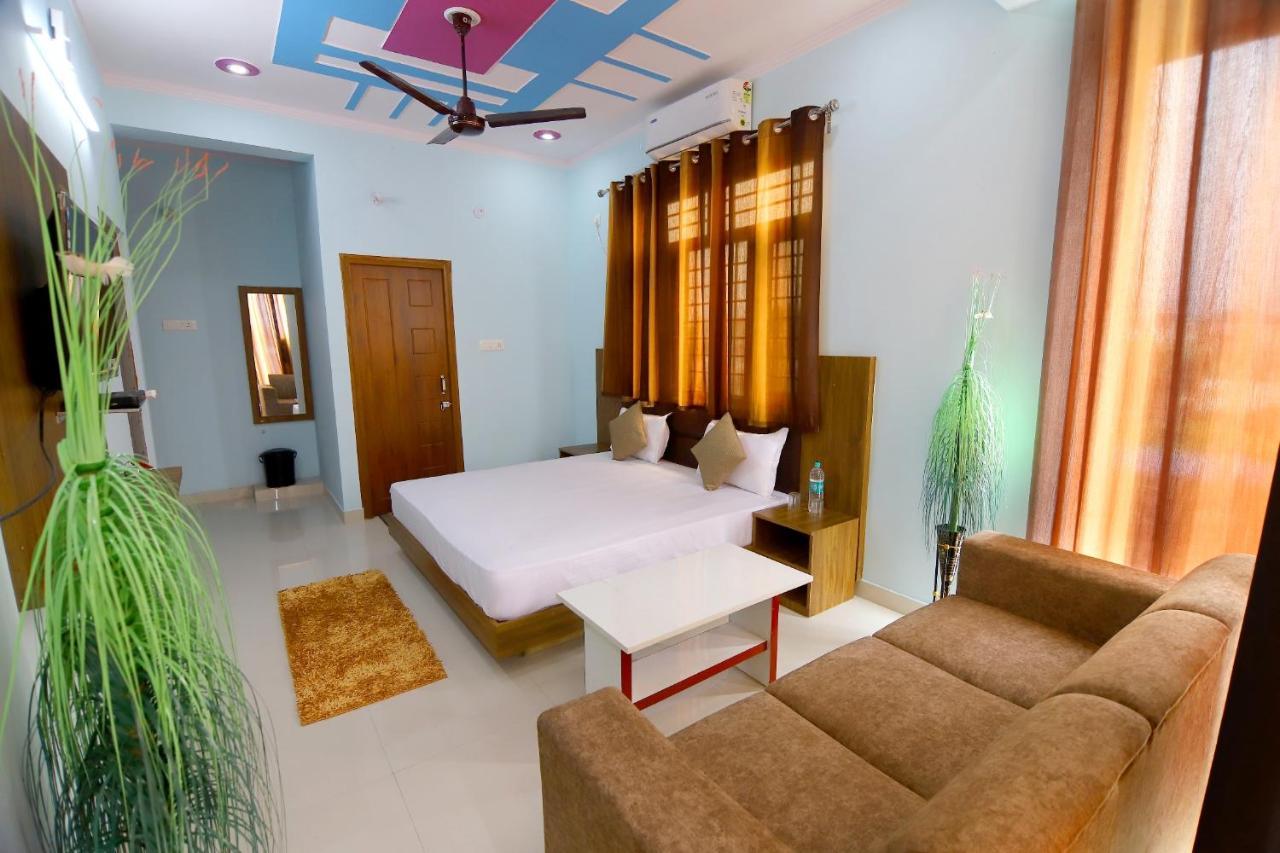 Hotel Comfort Inn Homestay デヘラードゥーン エクステリア 写真
