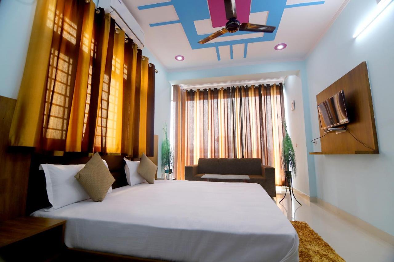 Hotel Comfort Inn Homestay デヘラードゥーン エクステリア 写真