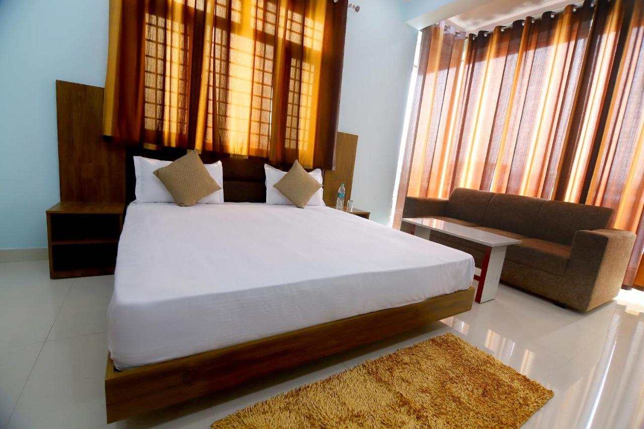 Hotel Comfort Inn Homestay デヘラードゥーン エクステリア 写真