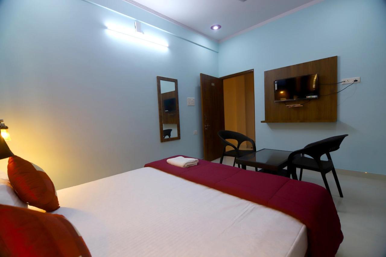 Hotel Comfort Inn Homestay デヘラードゥーン エクステリア 写真
